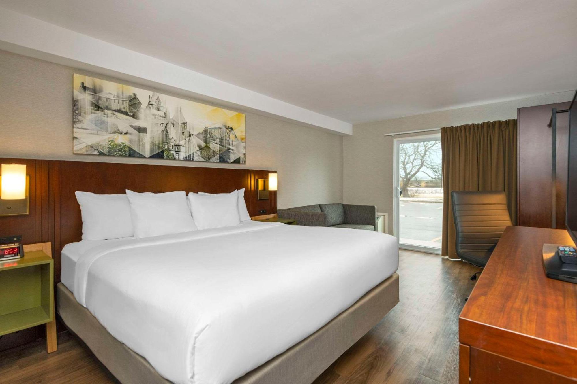 Comfort Inn South Brossard Exterior foto